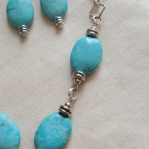 Handmade Chinese Turquoise Heart Necklace and Earrings - Picture 12 of 12